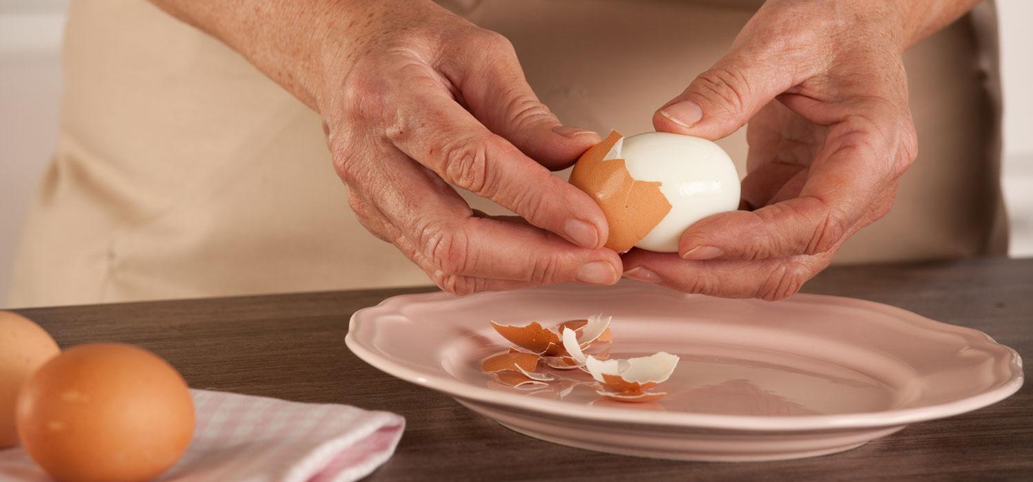 Ljuštenje barenog jajeta