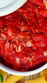 https://www.mojrecept.rs/sites/default/files/styles/search_result_153_272/public/SEM_Ragu.JPG?itok=dr9puRKO